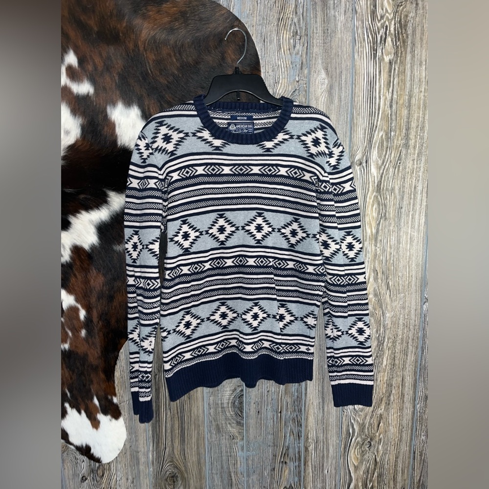 American rag size medium blue and creamy white Aztec printed crewneck sweater